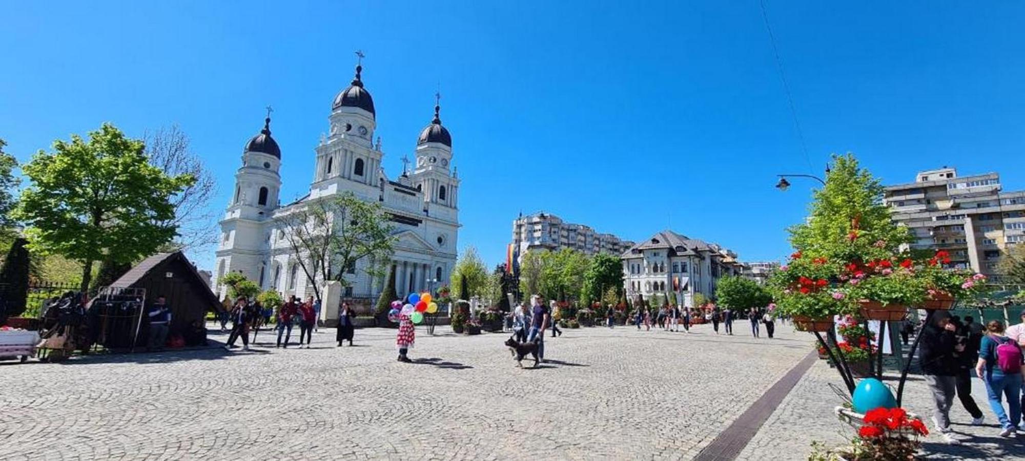 Exodus - Iasi City Center Kültér fotó